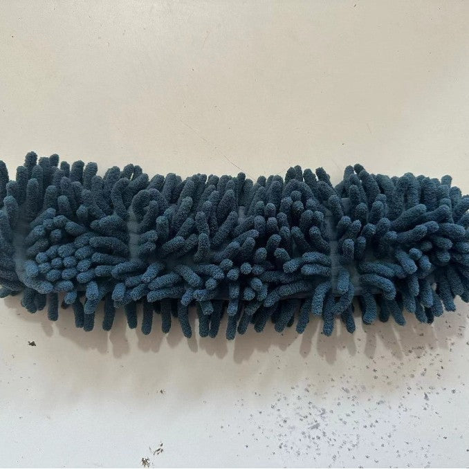 Retractable duster, electrostatic duster, car dust sweeper, spider web cleaning handy gadget, chicken feather duster, car dust duster
