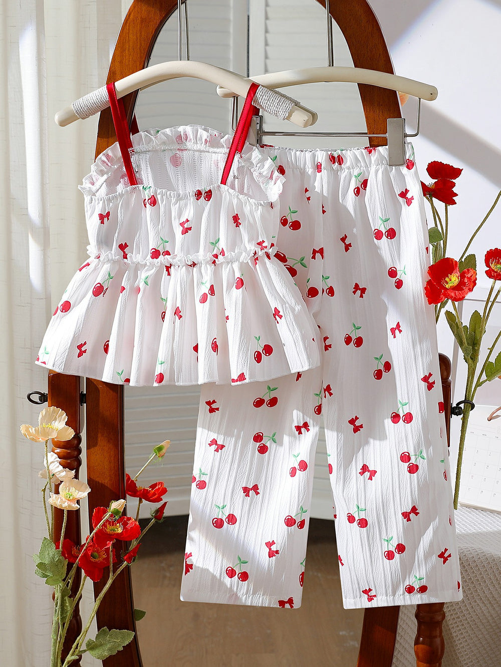girls' spring/summer new collection: pastoral style textured sleeve top with cute cherry design + refreshing wide-leg pants two-piece set