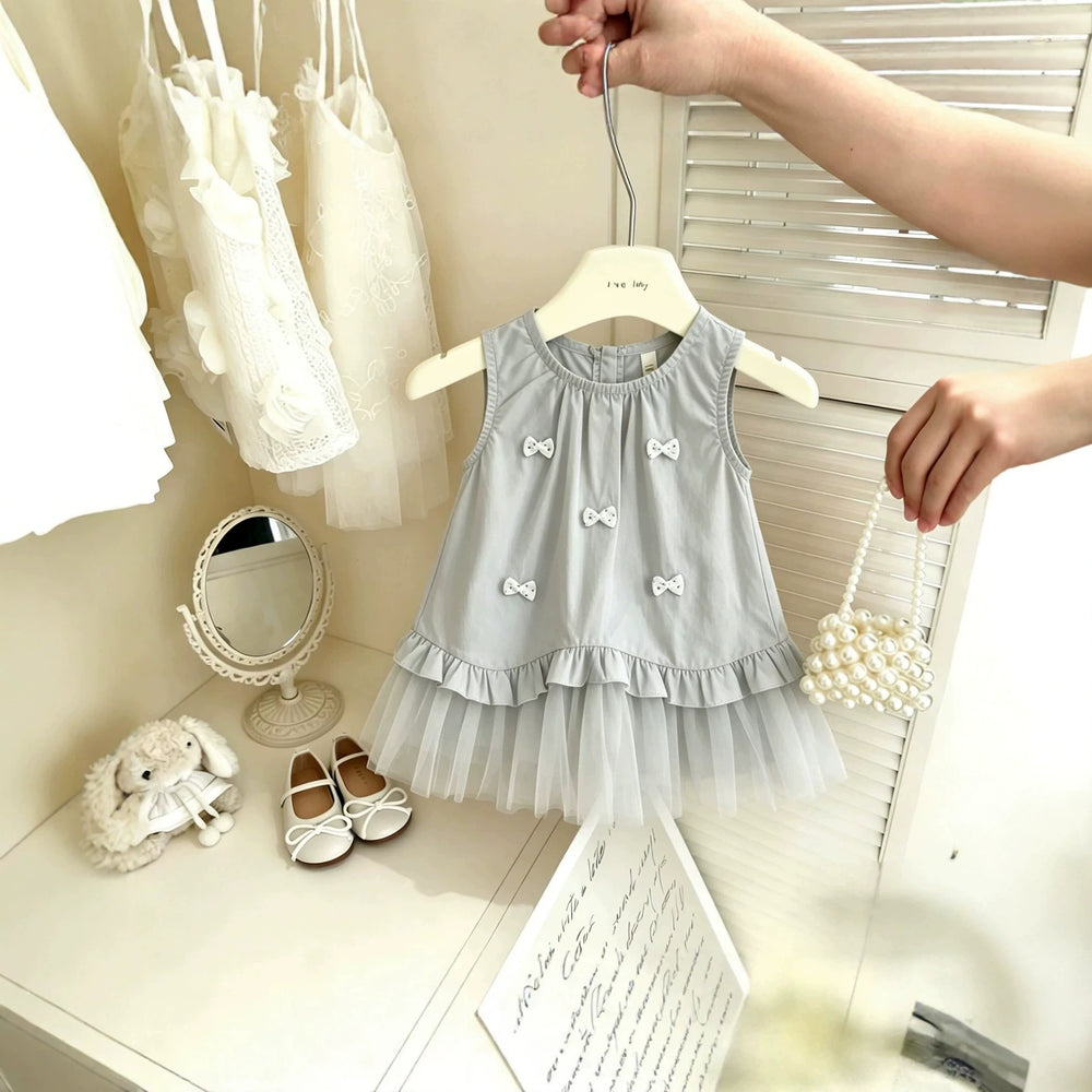 Girls' summer outfit set : new, stylish, and sweet summer clothes for girls - fashionable, cute, and lightweight
