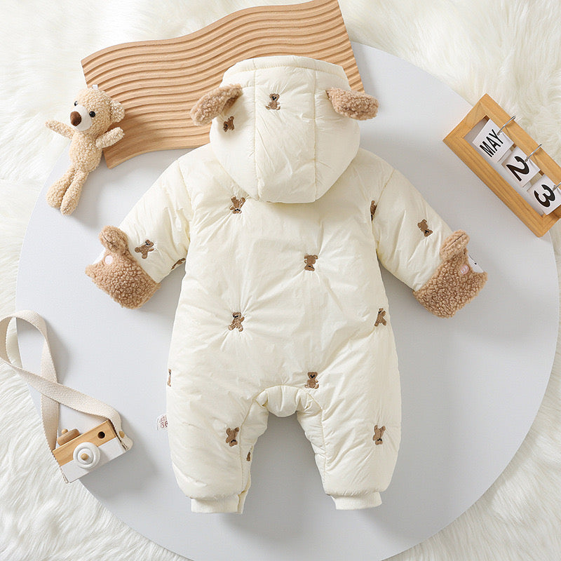 Super cute baby onesie, perfect for fall and winter. this padded, thickened romper is ideal for both baby boys and girls. a cozy, fleece-lined outfit for newborns, perfect for outings