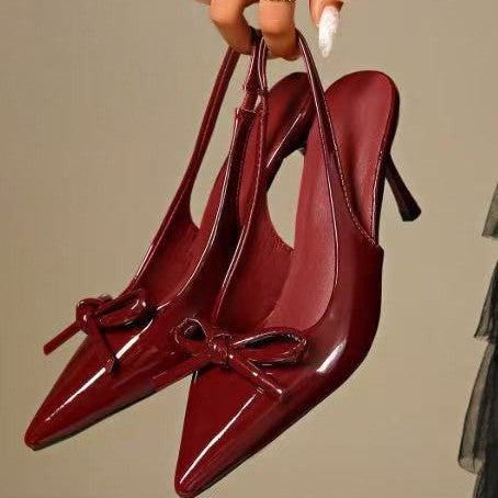 French-inspired, super trendy women's sandals for summer 2026. featuring an ultra-soft, single-strap design, perfect for pairing with skirts. these fashionable sandals are versatile and ideal for everyday wear
