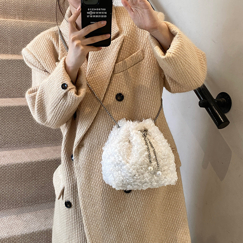 New Chinese style national style bag women's 2025 new niche design chain shoulder messenger bag portable bucket bag