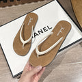 Women's flip-flops summeroutwear nubuck leather upper fashion seaside flatsoutwear new beach flip-flops