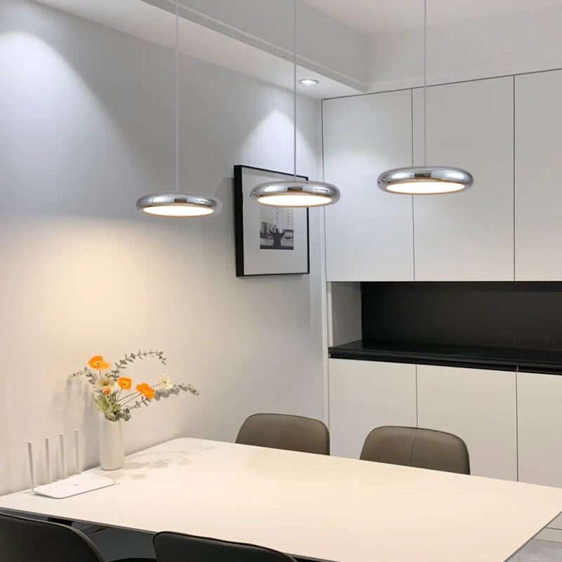 King Lake Restaurant Lights Simple Modern Minimalist Light Luxury Three-head Bar Lighting Internet celebrity Nordic UFO table chandelier