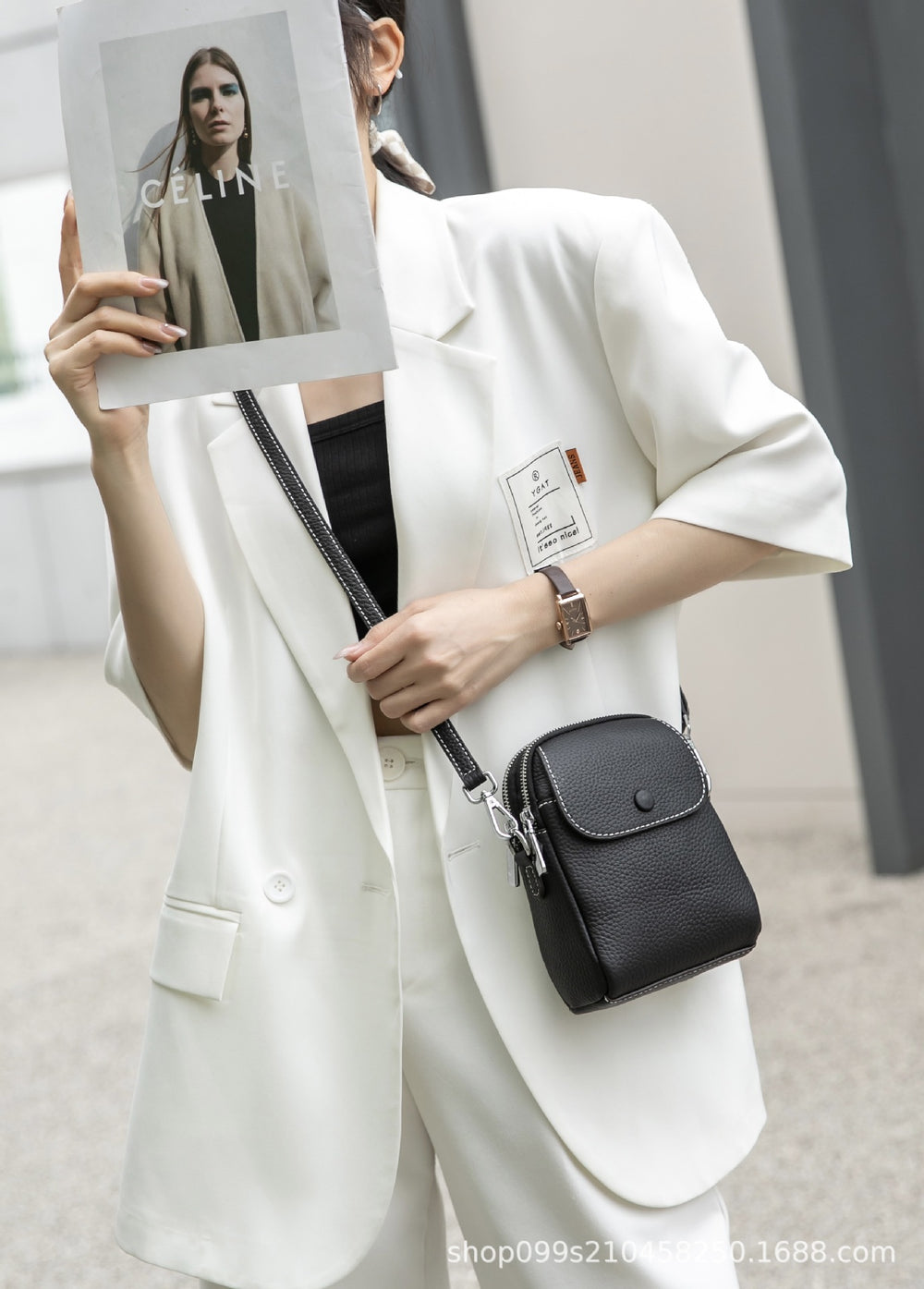 Women's crossbody phone bag - 2024 new style, chic and trendy small bag, fashionable, minimalist, casual, versatile, genuine leather cowhide shoulder bag