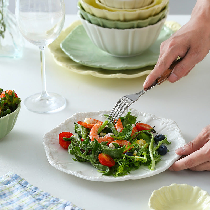 Embossed retro ceramic dinnerware set - french style, high-end steak plates, dessert plates, and salad bowls for home use