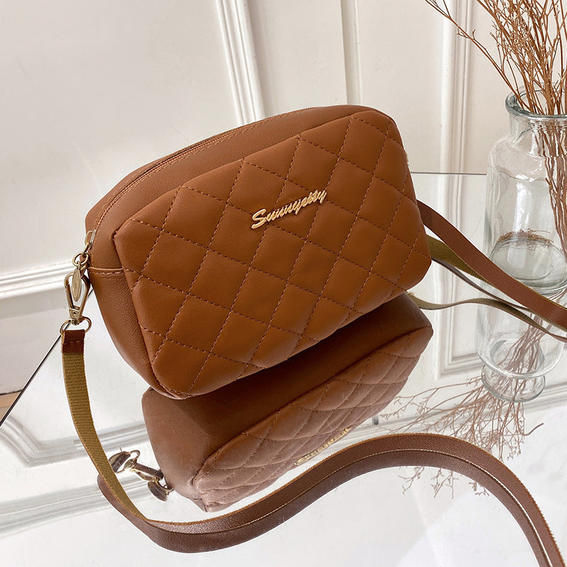 Embroidered camera bag 2022ladies bag Christmas new shoulder bag diamond messenger bag fashion bag women