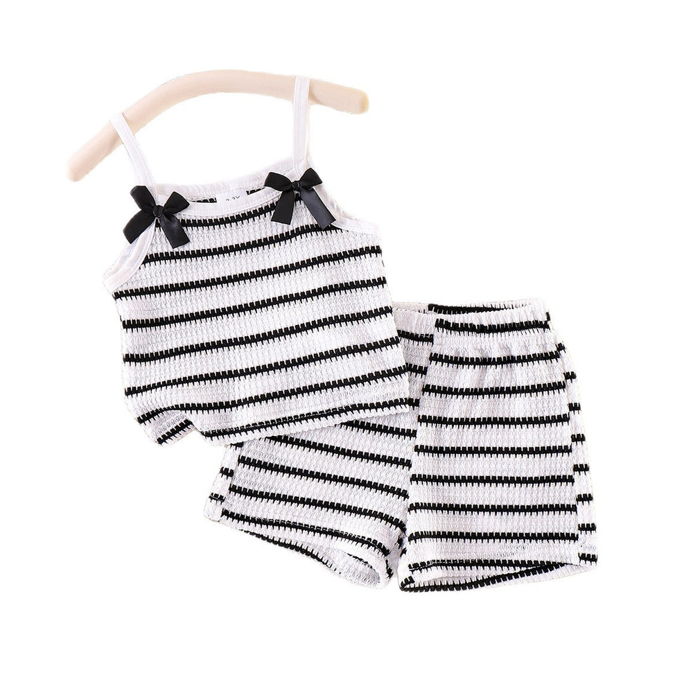 girls' outfit: black and white striped tank top + shorts set
