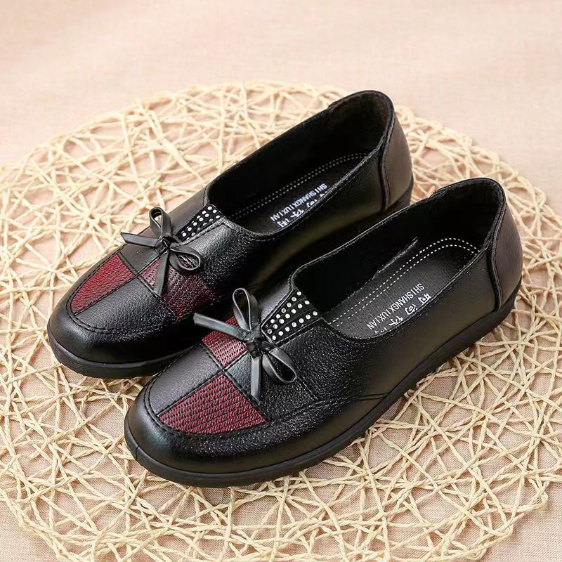 Soft leather soft bottom ladieswear shoes flatsabrasion resistantwaterproofbows work shoes wechat group purchase live broadcast one piece dropshipping