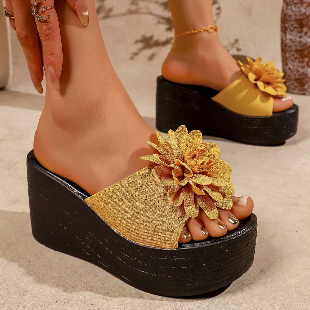 foreign trade new arrivalfashion one-piece platform slippers women's wedge heel thick soleplus size high-heeled sandals wholesale