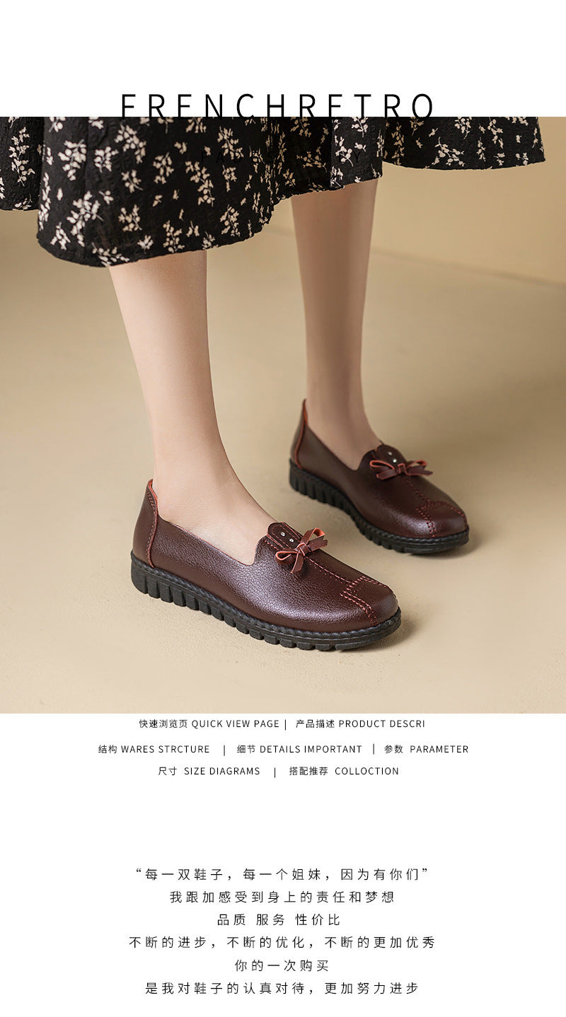 Comfortable leather shoes for middle-aged and elderly women - soft sole, flat, wear-resistant, waterproof, spring/autumn style - grandma shoes