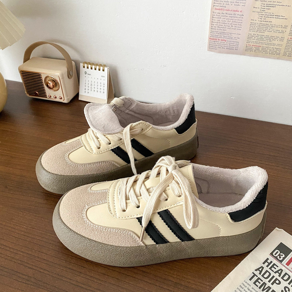 Fleece-lined sneakers for women, 2026 new style, versatile chic white sneakers, niche casual chunky sole german army trainers (gats)