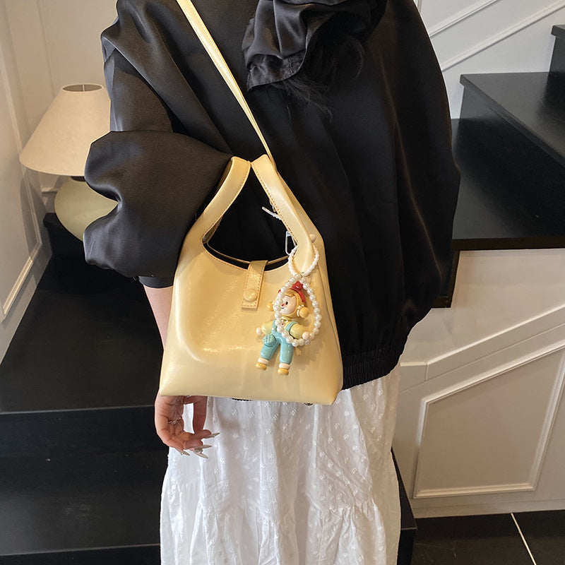 Cross-border Korean version of niche fashion bucket bag women's 2025 new versatile handbag casual shoulder bag messenger bag