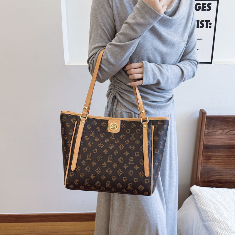 2025 new cross-border women's bag: large capacity, versatile tote, underarm bag, commuter bag, export quality, textured mommy bag