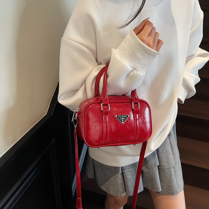 Retro handbag bag women's fashion new versatile bowling pillow bag  explosion shoulder messenger bag women's bag