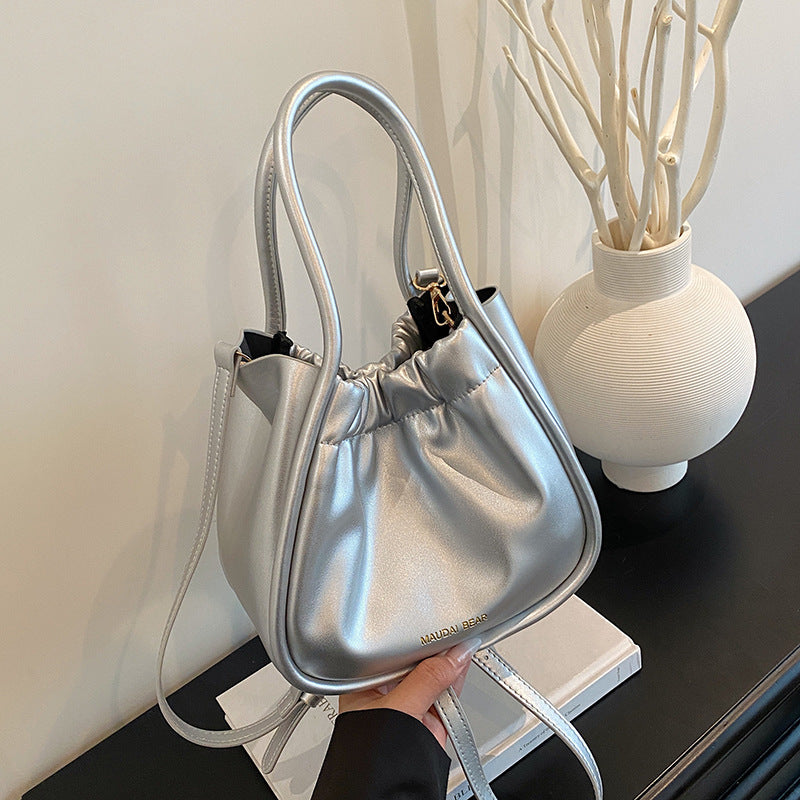 Foreign order high-quality texture foreign gas bucket bag women's 2025 summer new fashion commuter shoulder portable messenger bag