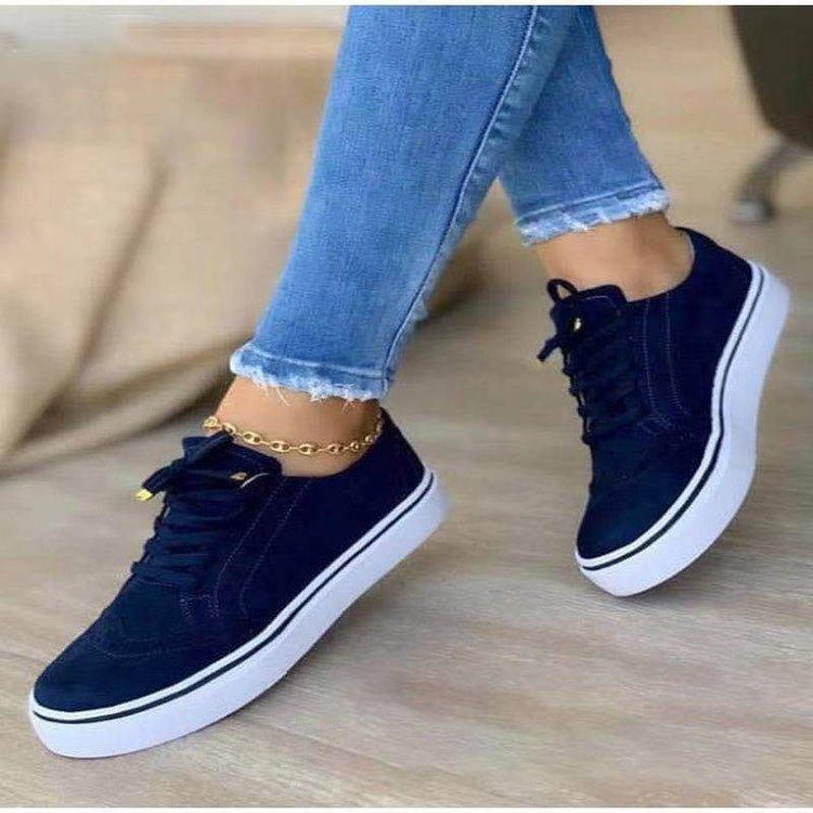 Independent station new casual shoes women's 2021  large size comfortable European and American flat bottom round head lace-up single shoes women's hair