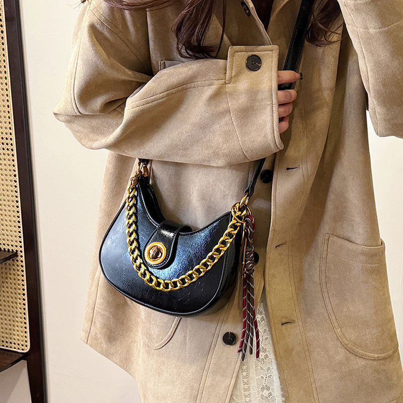 Cross-border bags Women's trendy fashion shoulder bags Women's casual saddles Daily travel trendy versatile underarm women's bags