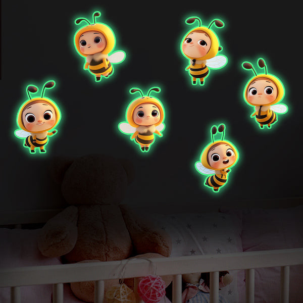 's new creative cartoon bee green luminous decoration self-adhesive removable sticker beautiful wall