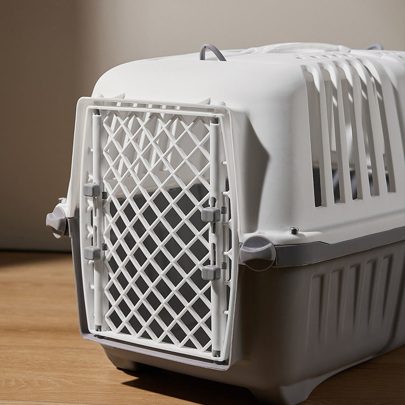 New pet air box wholesale large portable car pet bag Meow air freight box portable out pet box