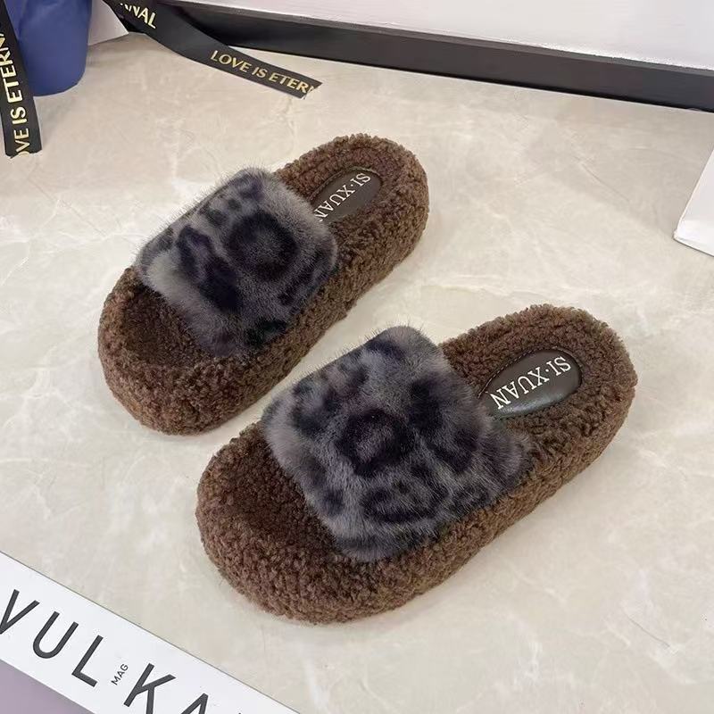 Cute leopard print kt fuzzy slippers - women's new autumn/winter 2025 indoor/outdoor non-slip cotton slippers - student dorm wholesale