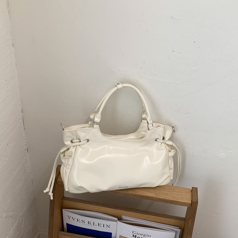 hot-selling fashion tote bag, large capacity women's 2026 new style casual commuter handbag, shoulder bag, underarm bag, trendy