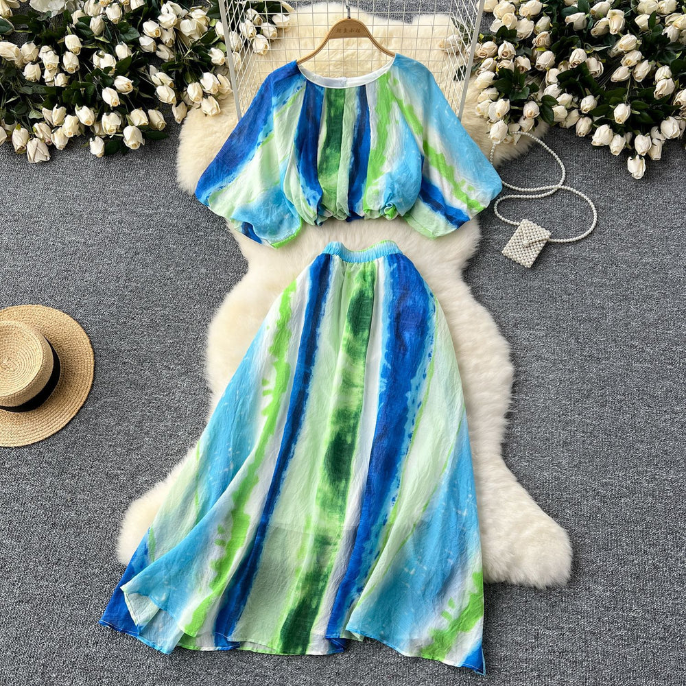 European and american style age-defying two-piece outfit: round neck lantern sleeve printed top + high-waisted flared skirt color block set