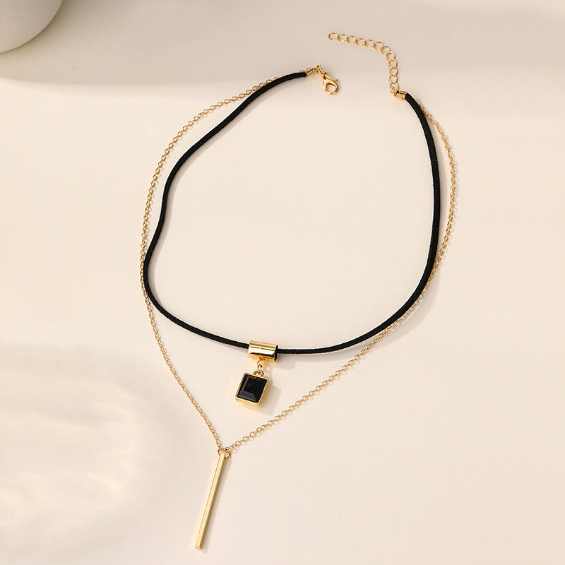 Sugar cube diamond clavicle chain wholesale fashion cross-border jewelry exaggerated alloy necklace women's asymmetrical sweater chain accessories