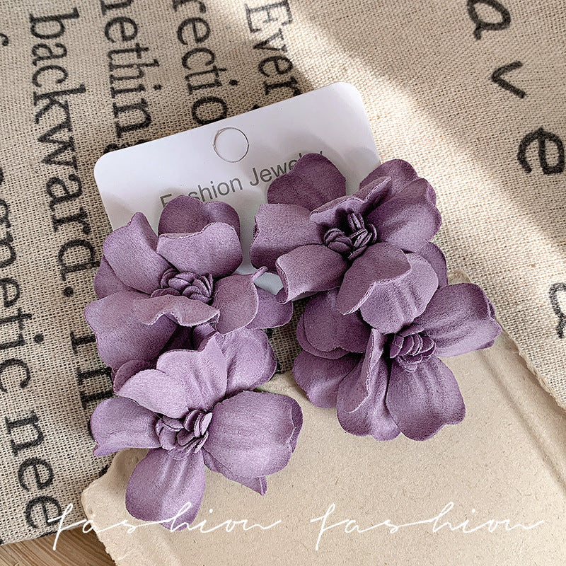 Purple flower earrings for women, super fairy atmosphere, forest style, versatile earrings for women, holiday style, exaggerated fashion ear accessories