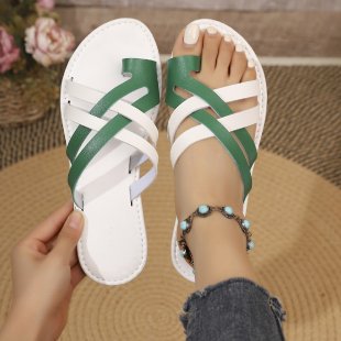 European and american plus size thong sandals - new women's flat, versatile, casual crossover sandals, beach shoes, and flip-flops