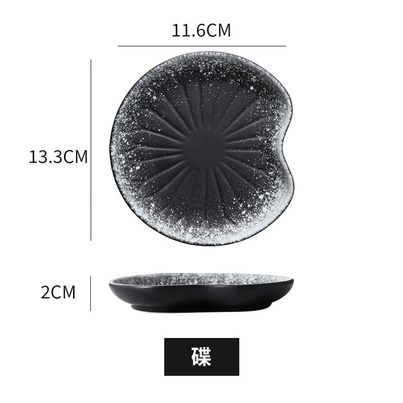 Japanese style dinner plate, dessert plate, cake plate, ceramic creative snack plate, tableware, bone plate, afternoon tea melon seed plate wholesale