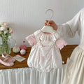 Summernew arrivalgirl short-sleeved baby suitsweet bag butt two-piece setk-style floral strap bag butt skirt suit