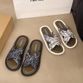 Women's flip-flops summer outdoor wear 2025 new cross-border fashion flip-flops non-slip versatile sandals women's