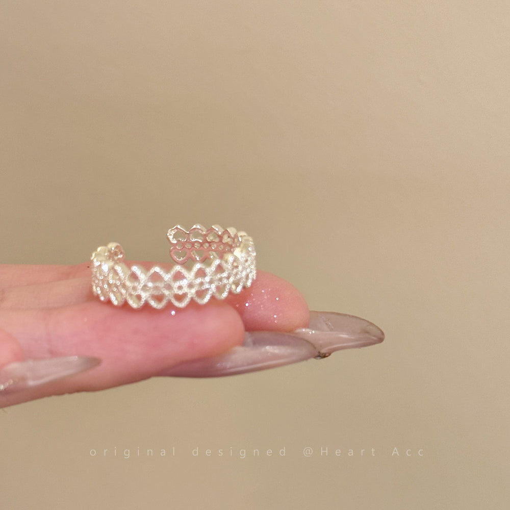 Palace style lace zircon open ring accessible luxuryniche style design classy sense index finger ring elegant ring for women