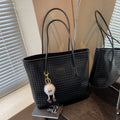 Vintage chic woven women's bag - large capacity, versatile, trendy tote - new spring/summer commute shoulder bag for women
