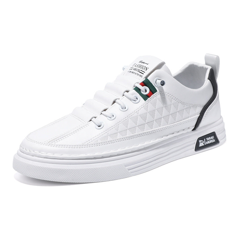 Men's 2026 new white sneakers: spring breathable trendy casual skate shoes, versatile business loafers, and street style footwear
