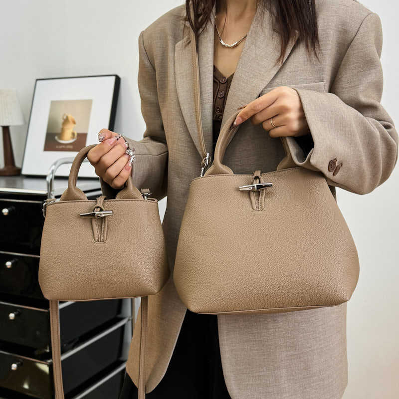 High quality new bamboo bag mini handbag bamboo buckle shoulder messenger bag casual women's bag