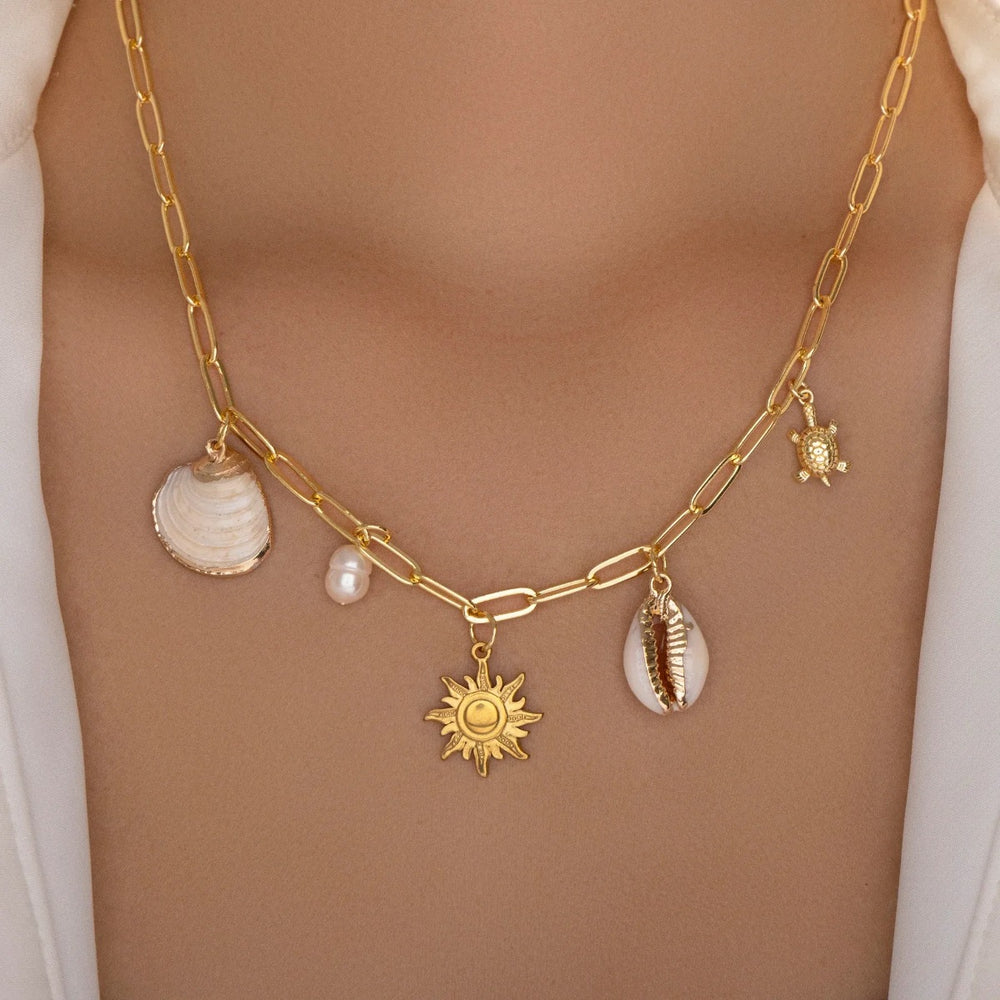 Wholesale beach vacation style necklaces - european & american cross-border summer ocean jewelry for women - seashell, turtle, and sun pendants for the beach