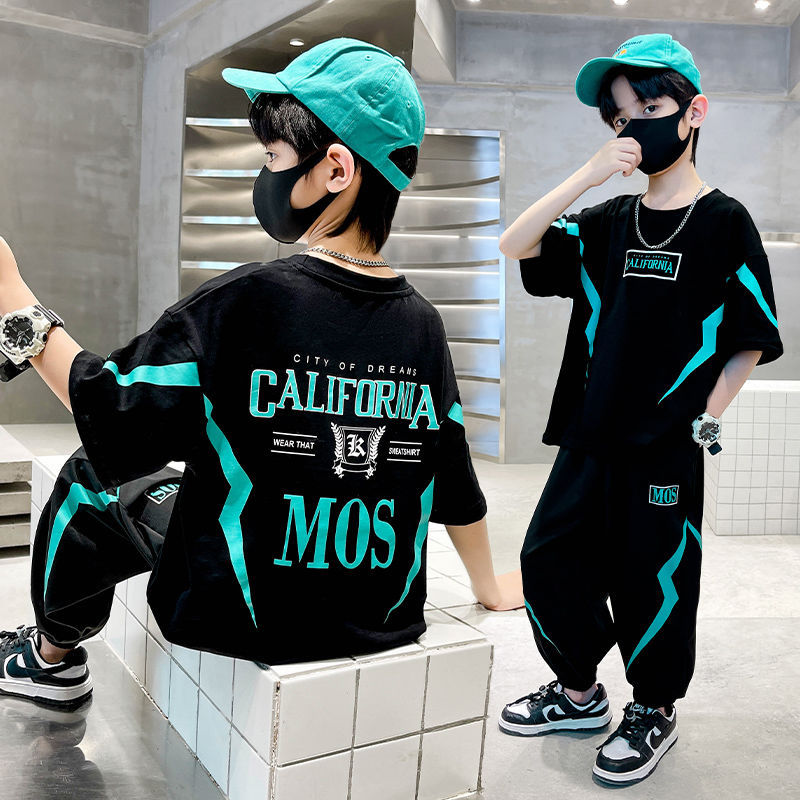 Boys' summer outfit set: short-sleeve top & shorts - trendy  style, lightweight kids' activewear, street style