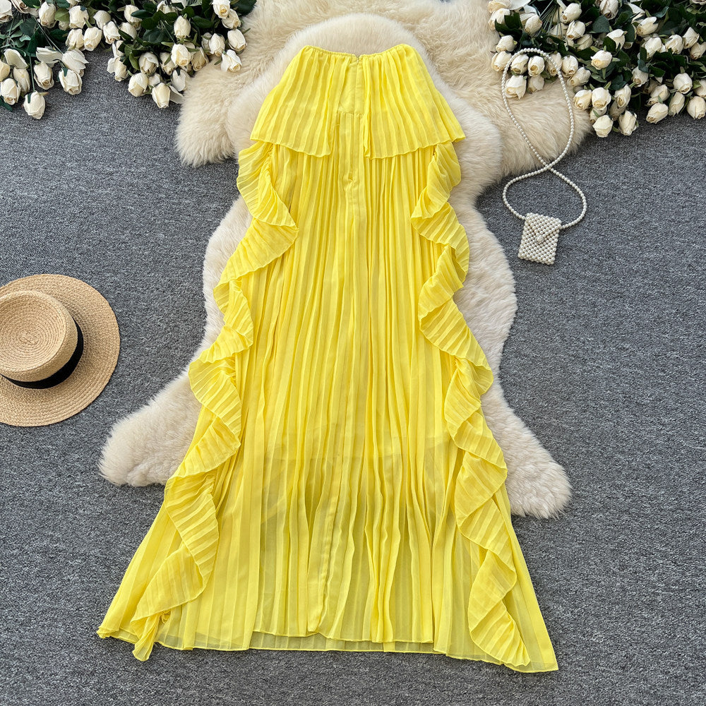 Vacation-style yellow tube top, loose-fitting sleeveless dress for women, summer ruffle trim halter neck design, french-inspired maxi dress