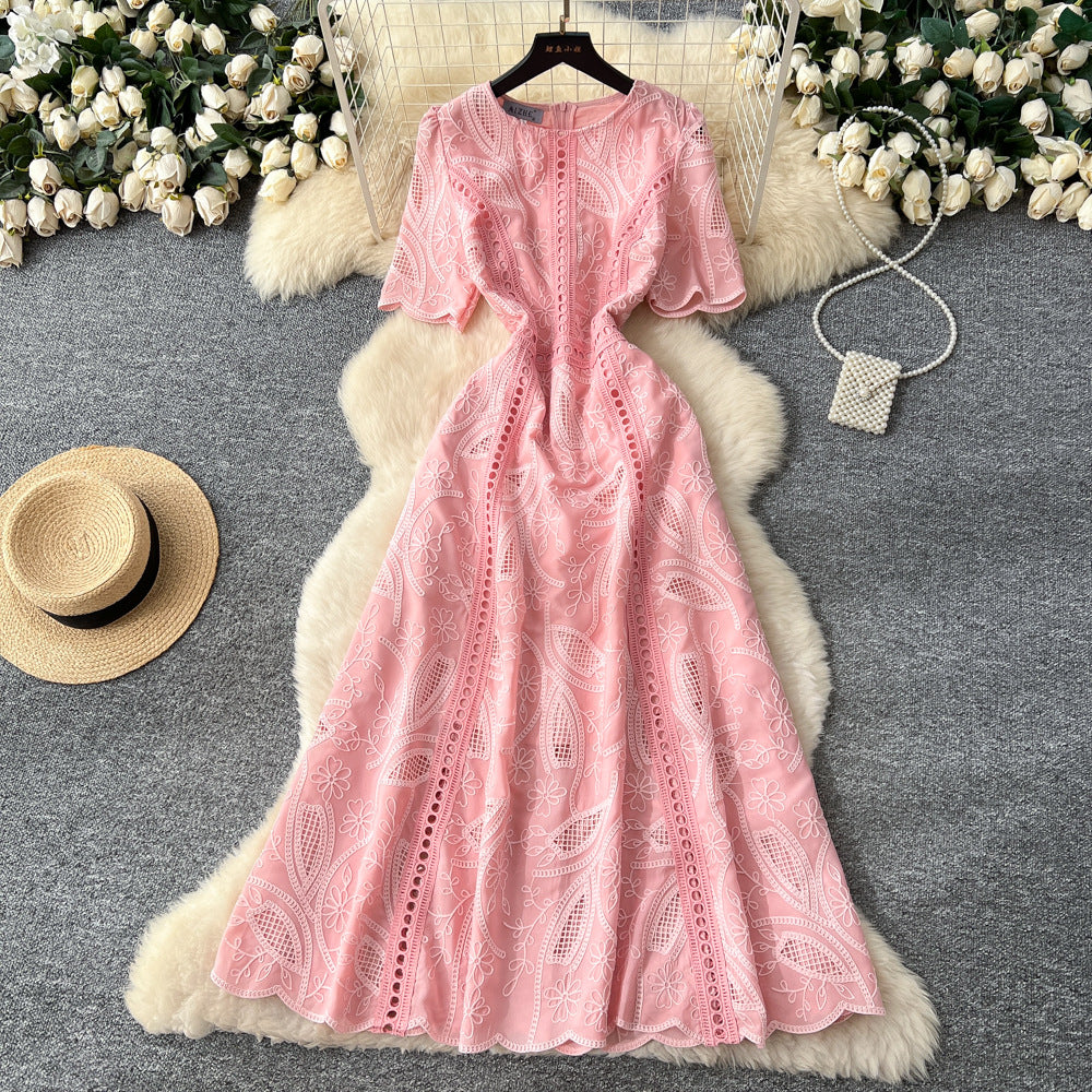 Frenchretrocut outembroiderwaist short sleevedress women's summerslimming lookelegantfashionelegancelong dress