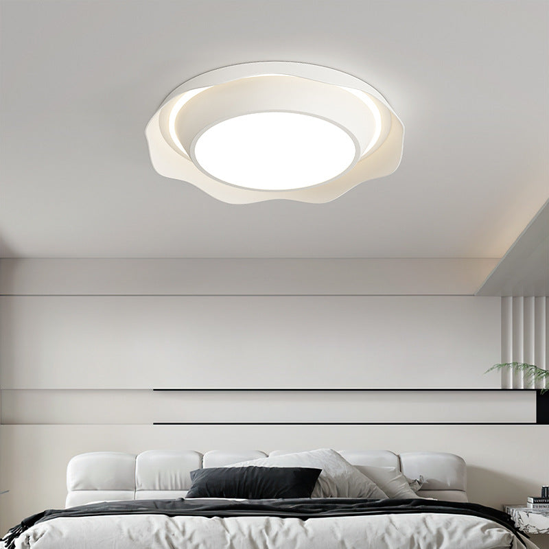 Italian minimalist master bedroom ceiling light 2025 new simple modern light luxury eye protection room restaurant study lighting