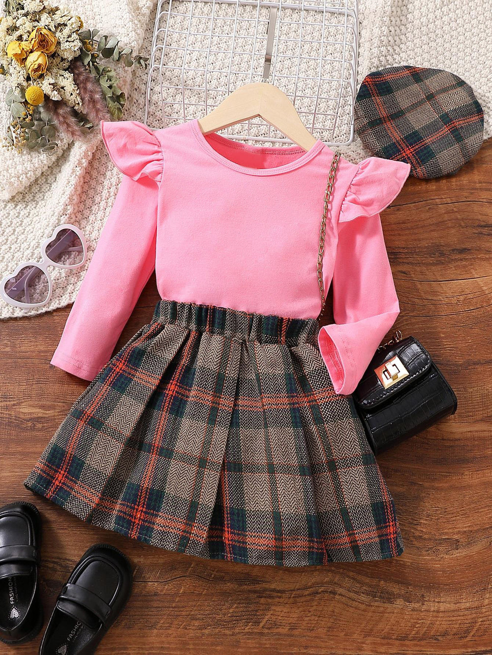 European and american style autumn outfit: girls' ribbed knit pullover top, plaid pleated skirt, and hat three-piece set for cross-border e-commerce