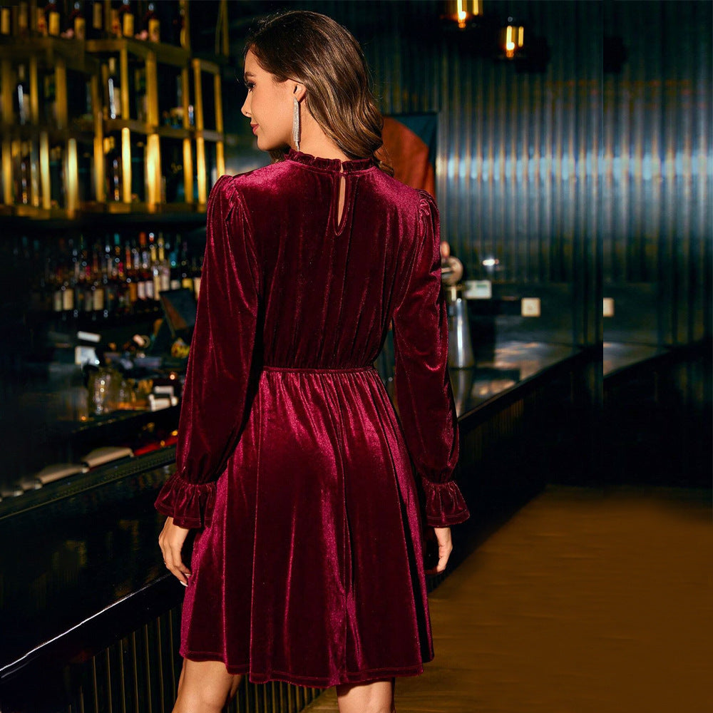 ins new 2024 European and American  velvet party elegant and generous semi-turtleneck waist and thin A skirt