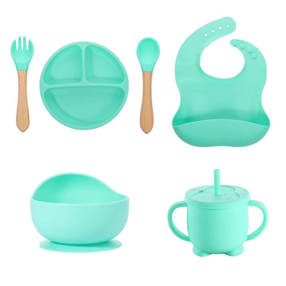 Factory baby silicone binaural straw cup drop resistant high temperature resistant baby drinking cup penguin water cup feeding tableware