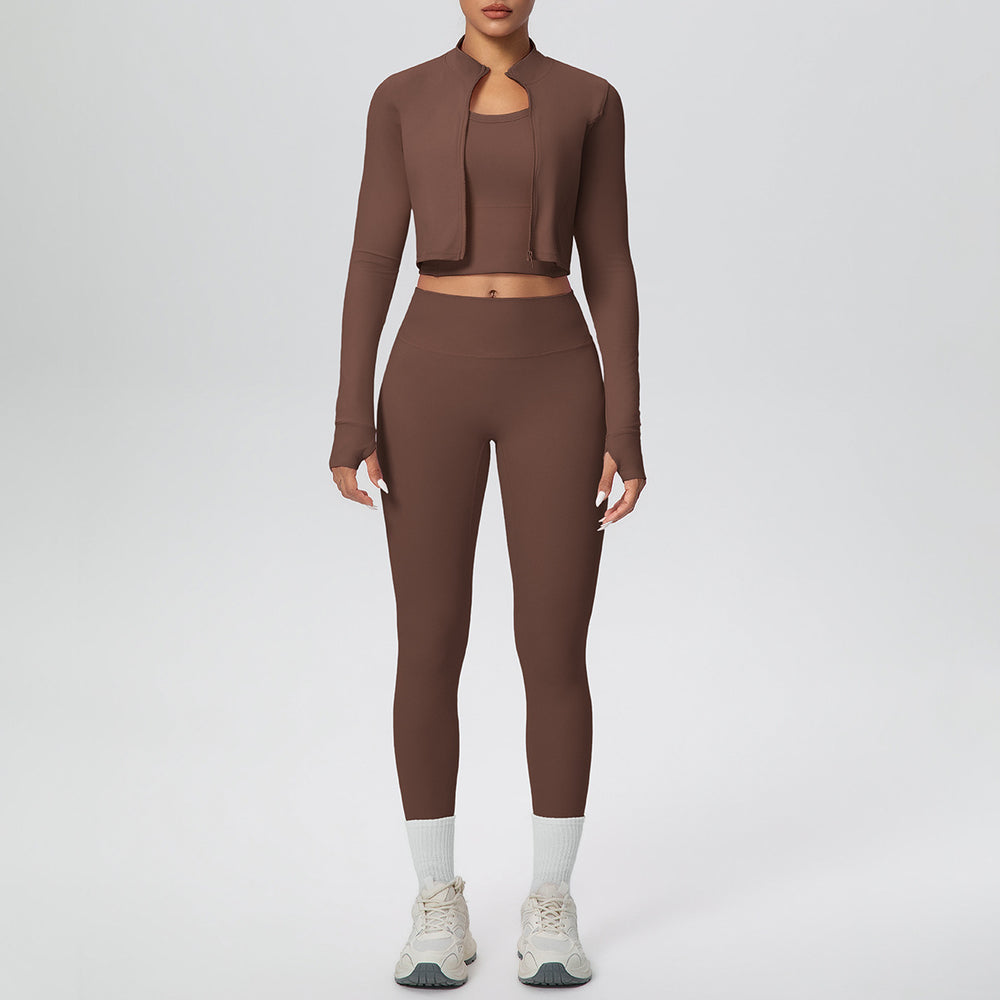 New women's seamless yoga set: quick-dry, breathable, three-piece activewear for outdoor leisure, running, training, and fitness