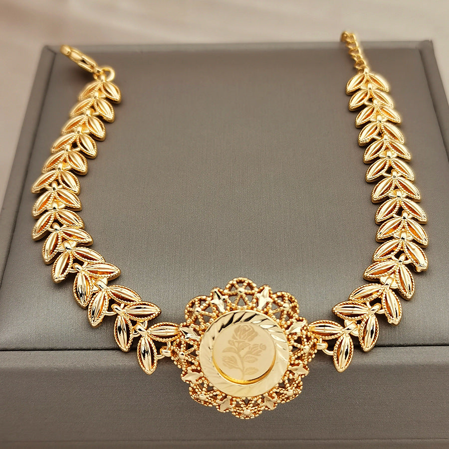 Vintage-inspired rose pattern square pendant bracelet, perfect for women's holiday parties, bridal showers, and weddings
