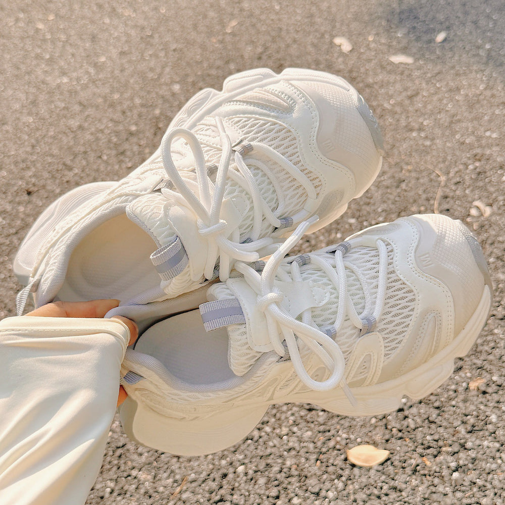 2026 spring new thick-soled height-increasing chunky sneakers for women, versatile casual athletic shoes, breathable mesh bestselling white sneakers