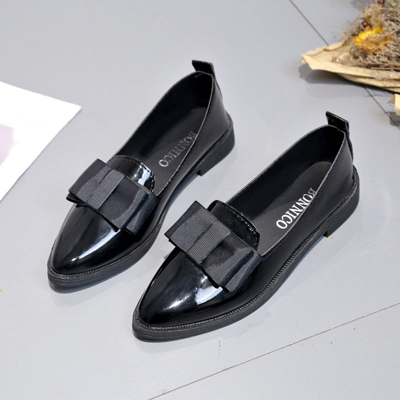 British patent leather small leather shoes women's spring 2024 shallow mouth flat bottom pointed single shoes black bow low heel work shoes