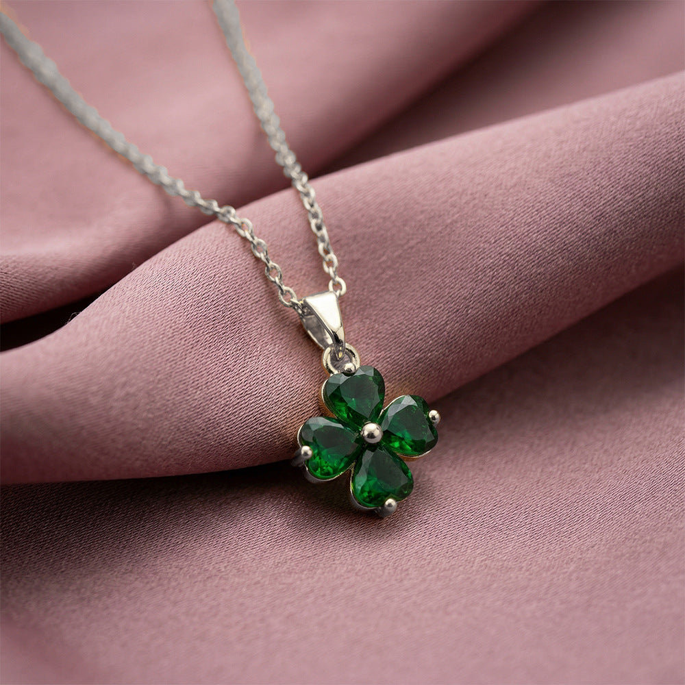 popular diamond-encrusted four-leaf clover necklace for women, accessible luxury fashion, versatile new style, non-fading clavicle chain earrings set